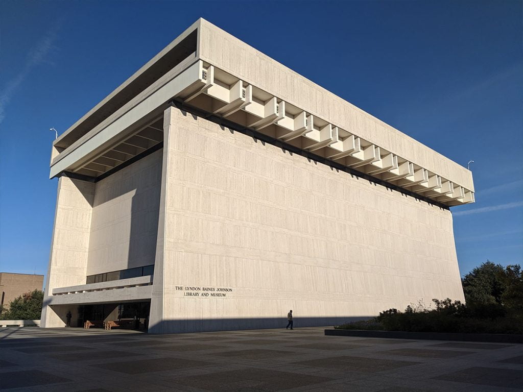 Hyde Park, TX 25 LBJ Presidential Library